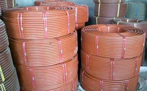 提升工程安全：聚乙烯(RPE)阻燃玛沁穿线管在现代建筑中的应用